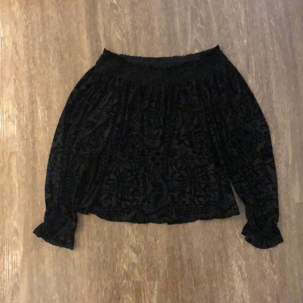 Free People black blouse in a size Small